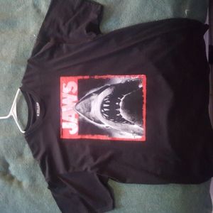 Mens xl jaws tshirt